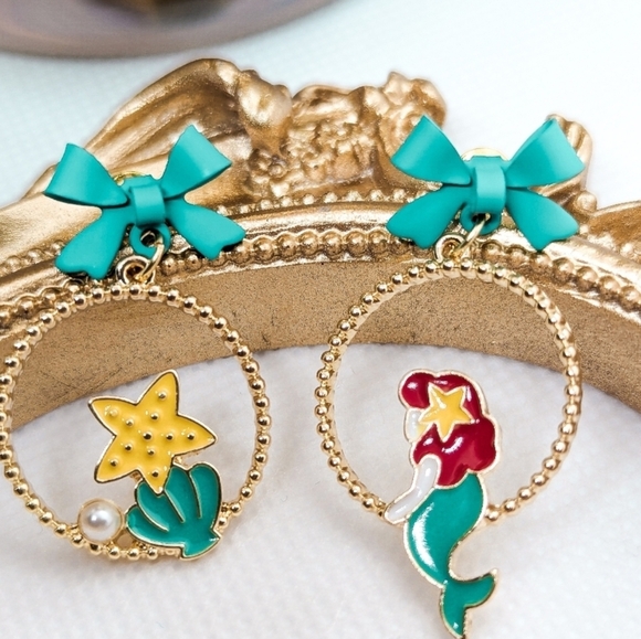 Little Mermaid Ariel Drop Earrings Disneybound Sea & Starfish Gift - Picture 9 of 12